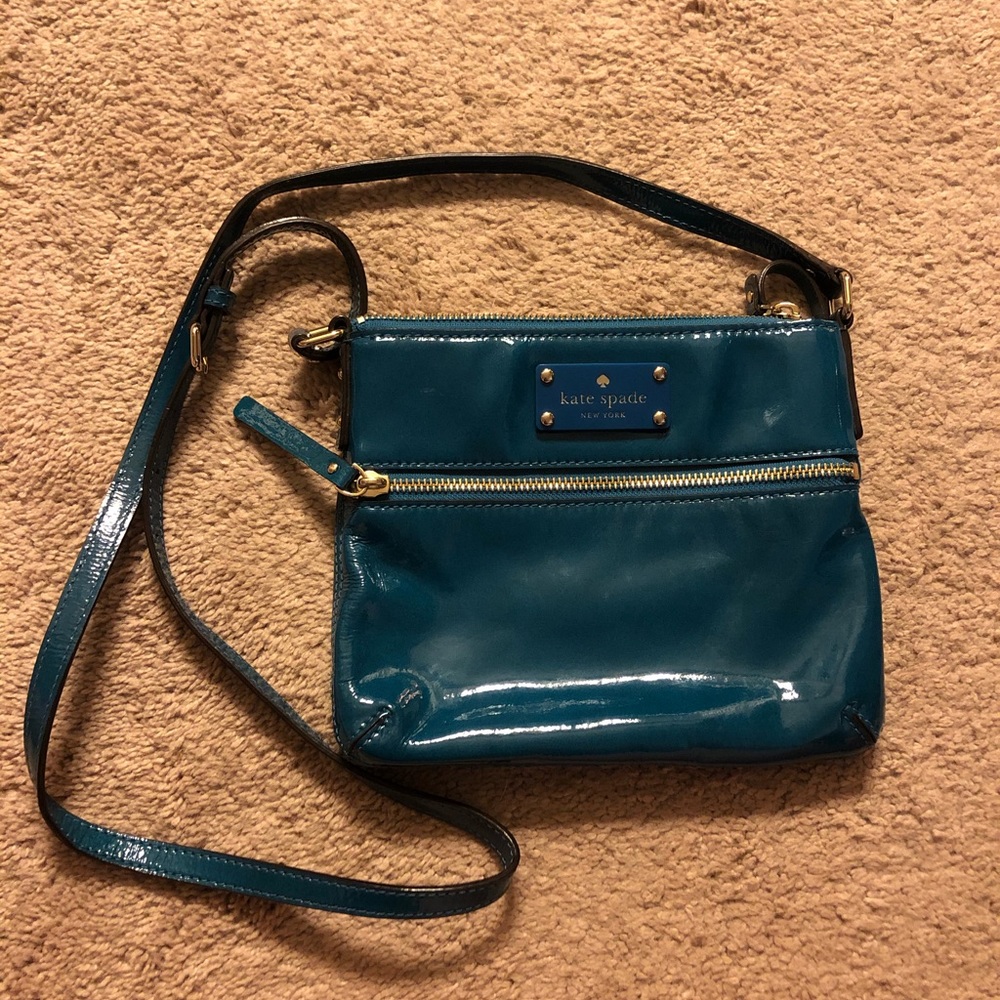 Teal Kate Spade crossbody. Great for a night out!